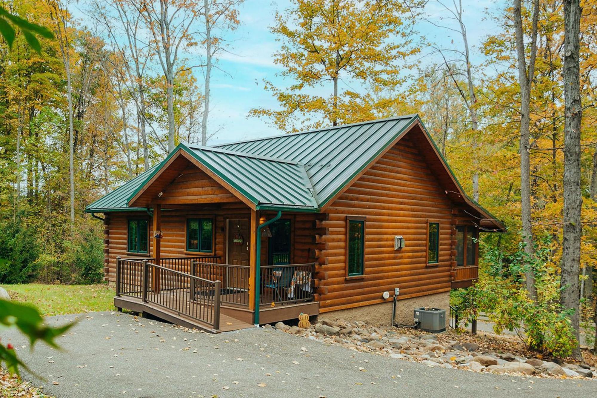 Ferngully Creek Cabins Millersburg Exterior photo