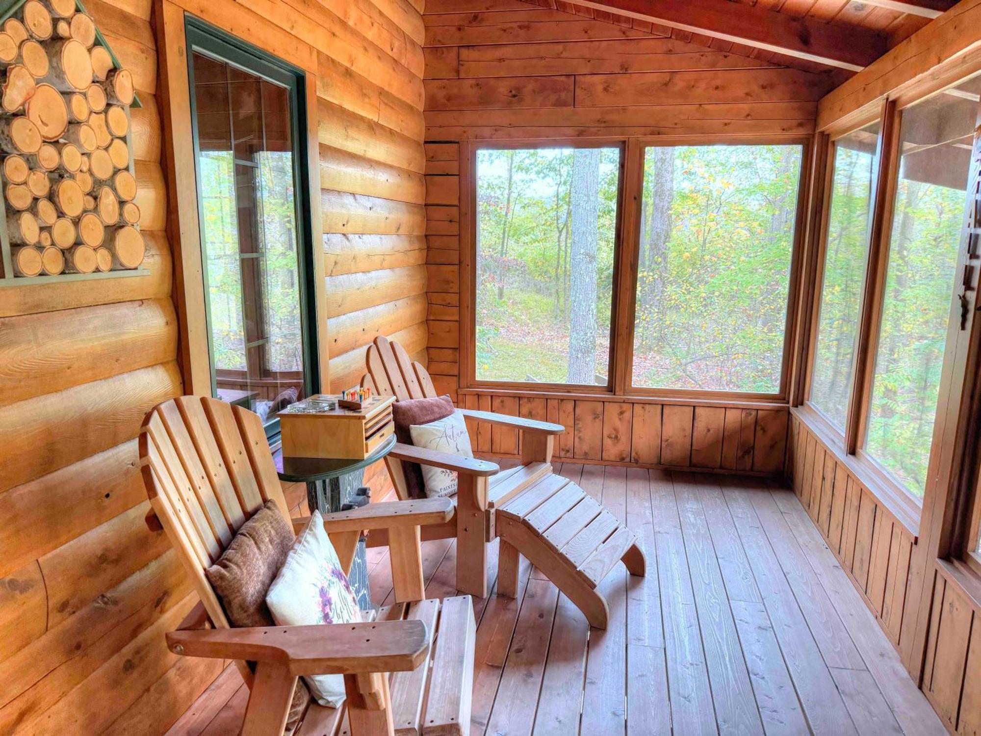 Ferngully Creek Cabins Millersburg Exterior photo